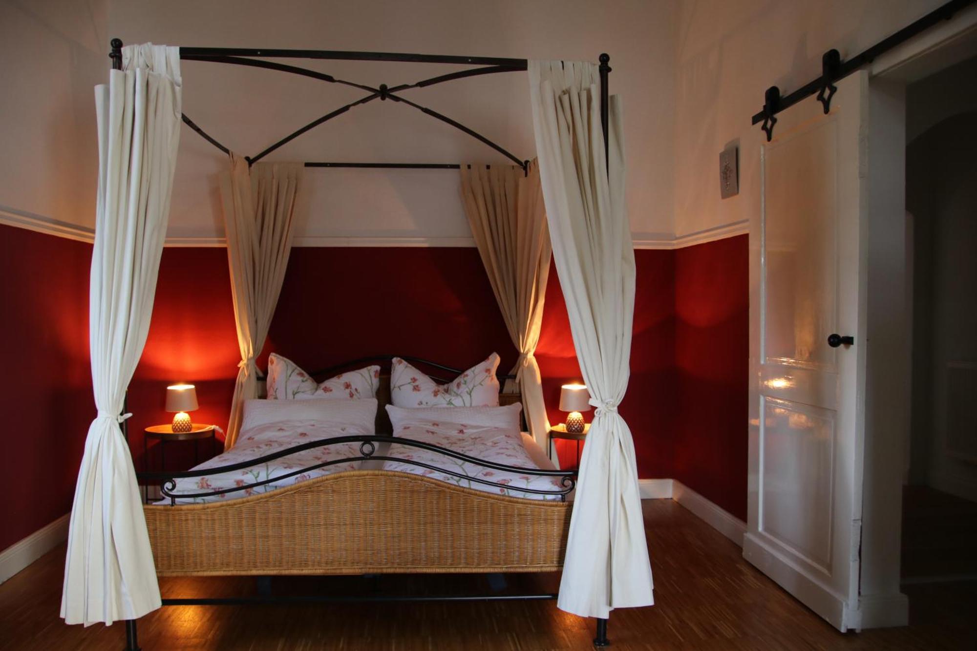 Schloss Badow Ngoại thất bức ảnh
